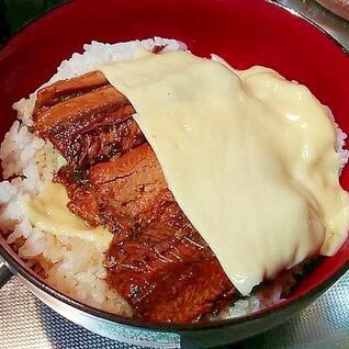 ずぼらだけどぜいたく！チーズ缶詰丼